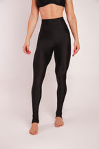 Legging Glossy Preto - LubyLu