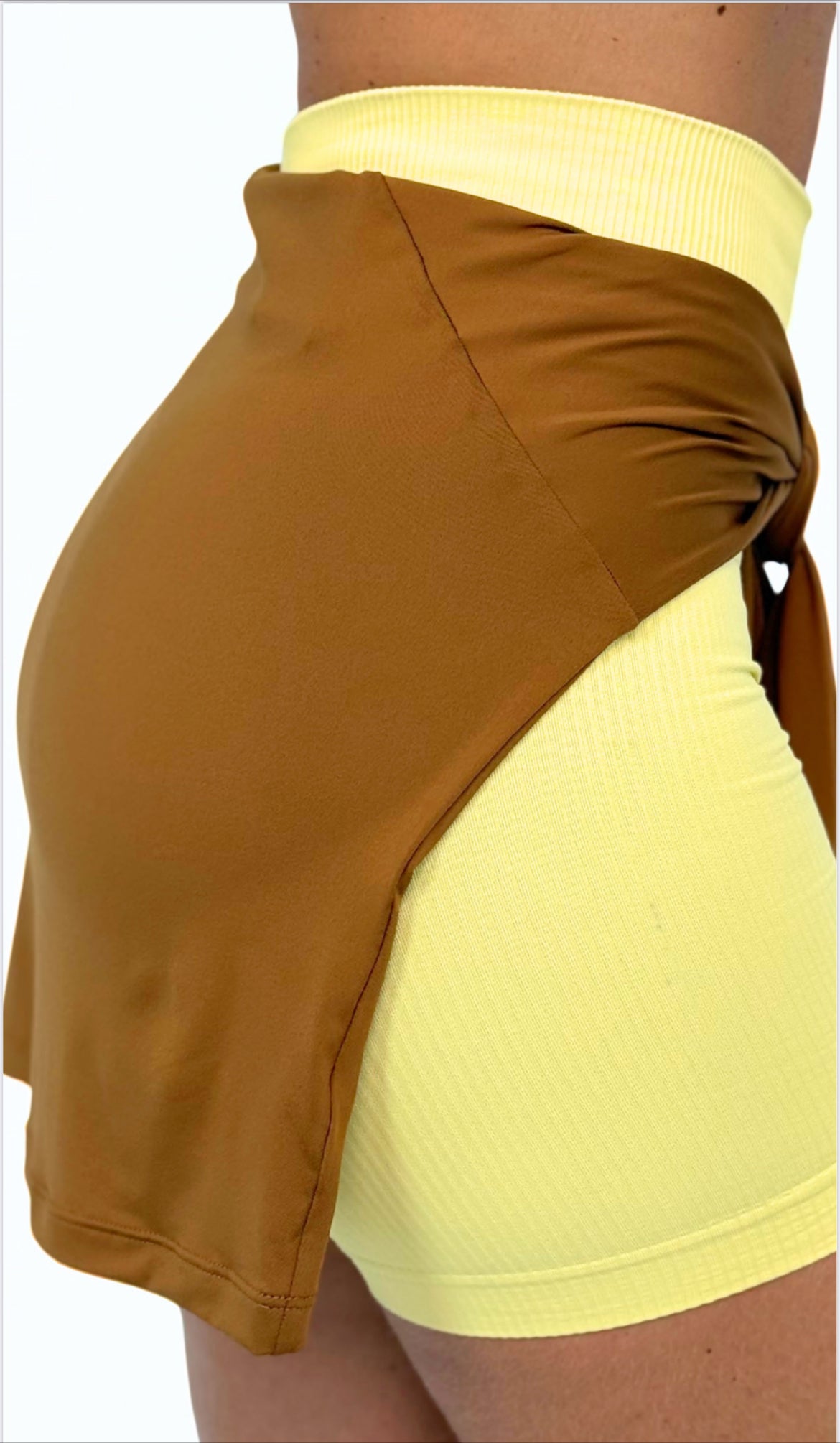 Cropped and Skirt to Cover the Buttocks, all two in one - Coffee