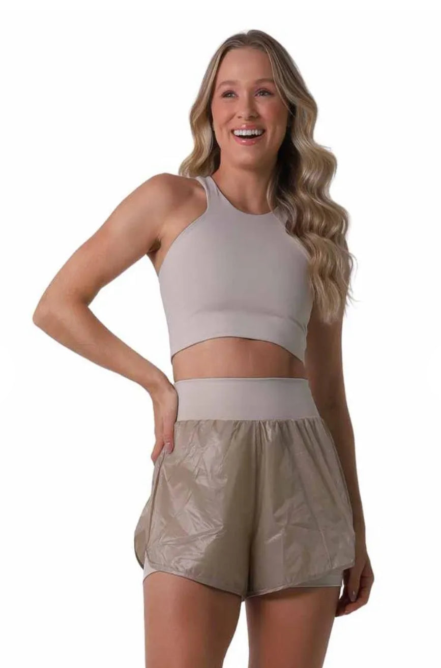 Short Pocket Glossy Areia