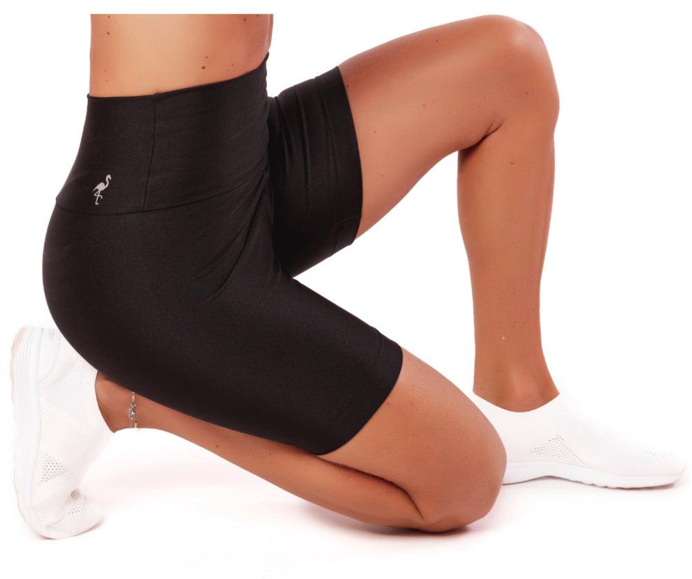 Shorts Glossy Preto - LubyLu